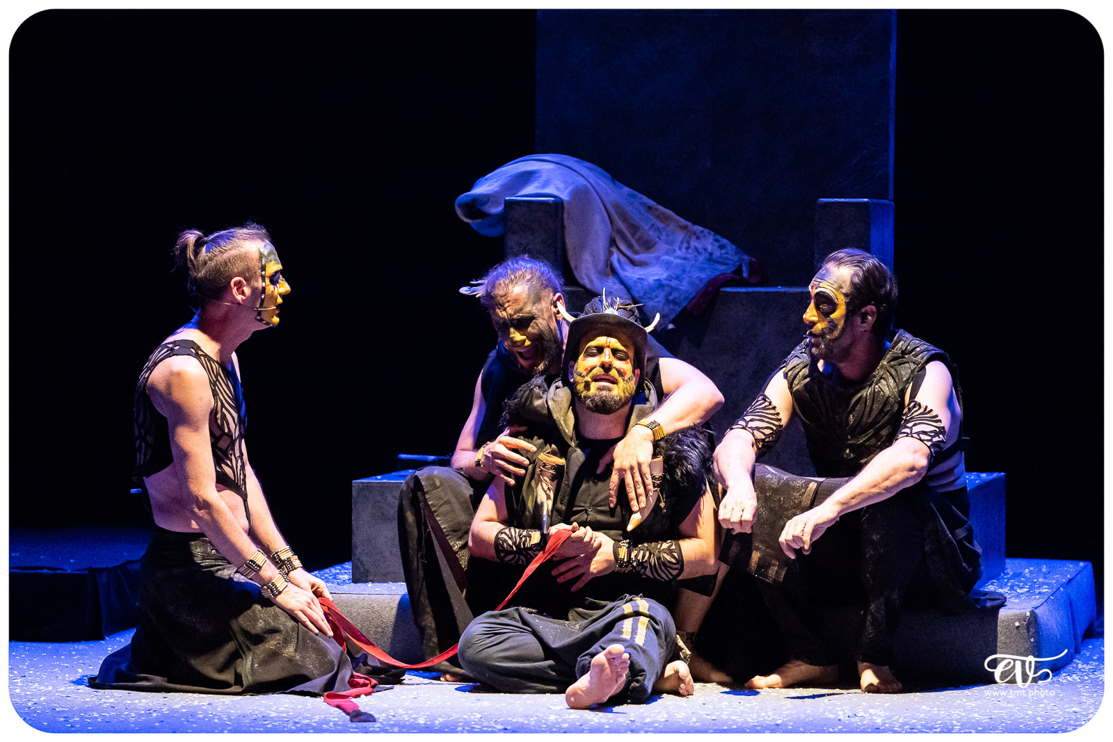 THE PRIMITALS (YLLANA & PRIMITAL BROTHERS)